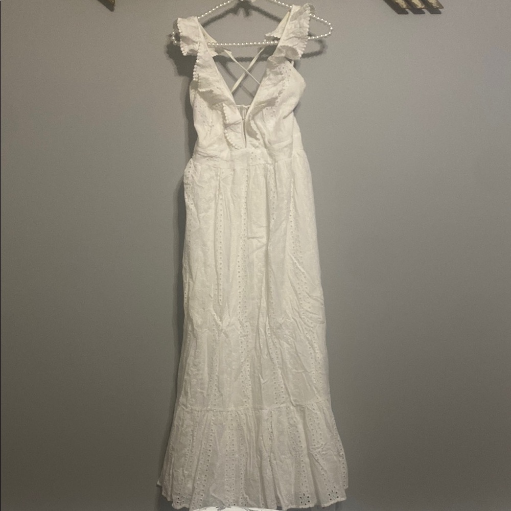 Lulus Elegant White Lace Dress